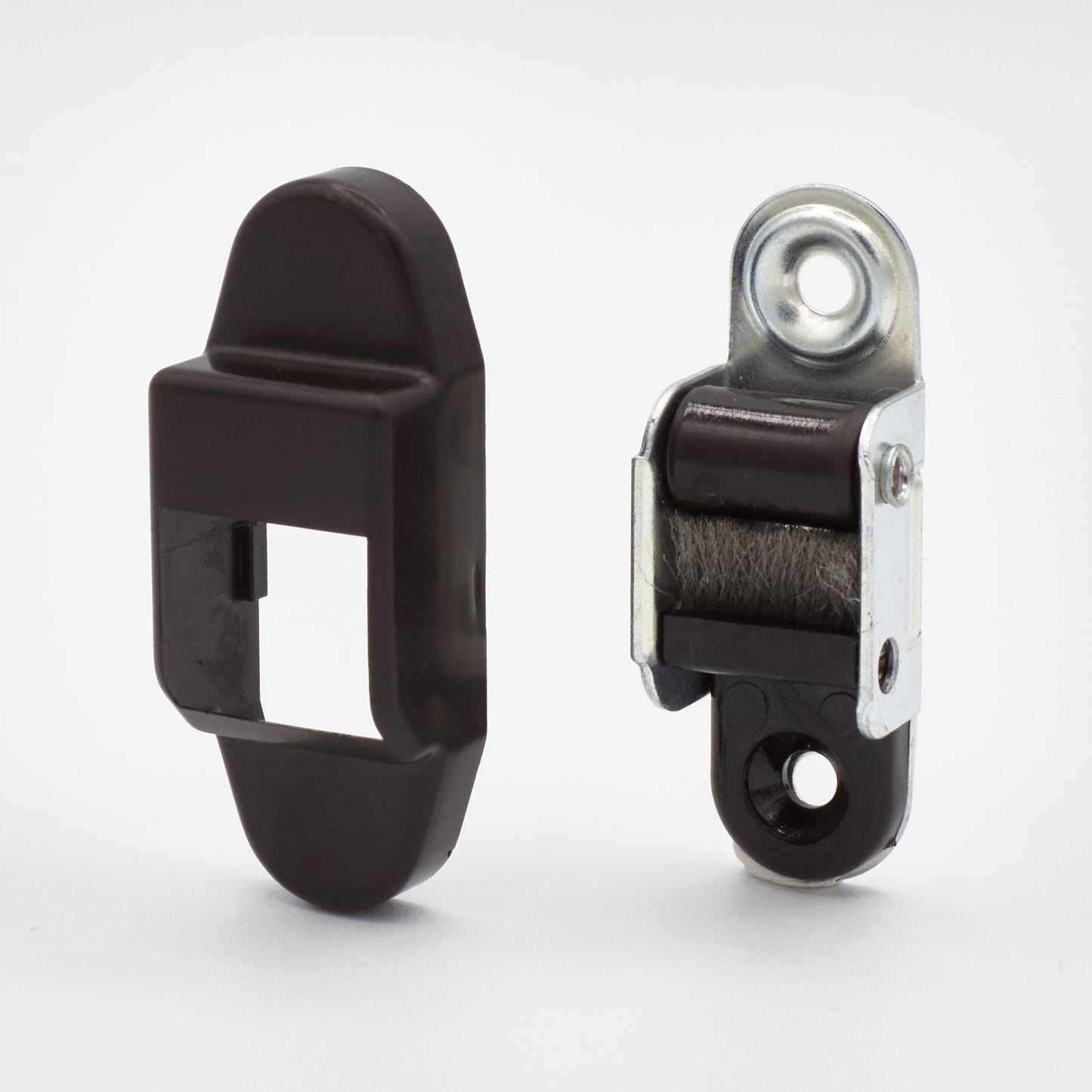 Gurtführung senkrecht mit Bürsteneinsatz Metallunterbau braun für 14 / 15 mm Rollladengurt